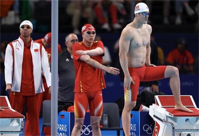 1722124077931070746.jpg 自由泳接力.jpg